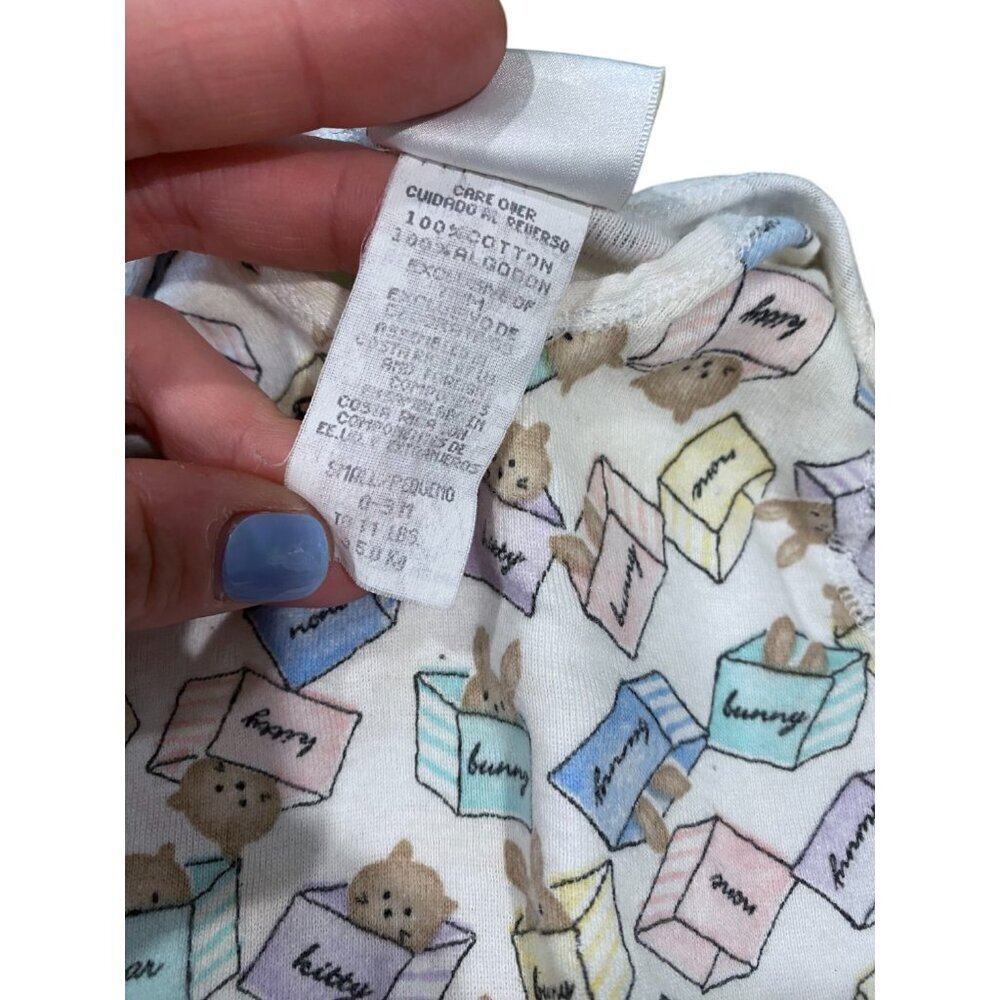 Vintage Carter's 0-3M Baby Bodysuit Bunny Kitty Bear Blocks Onesie - Picture 2 of 4